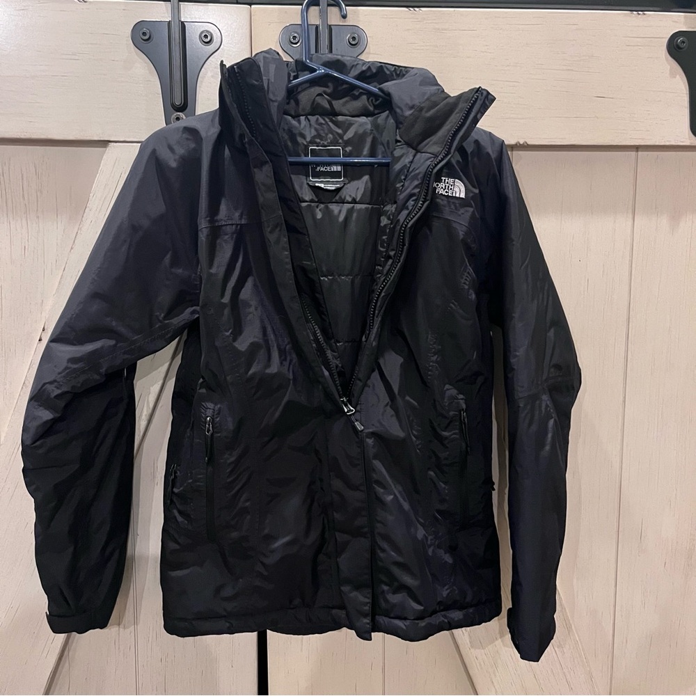 The North Face Black Women's Jacket with Logo Patch Size Medium